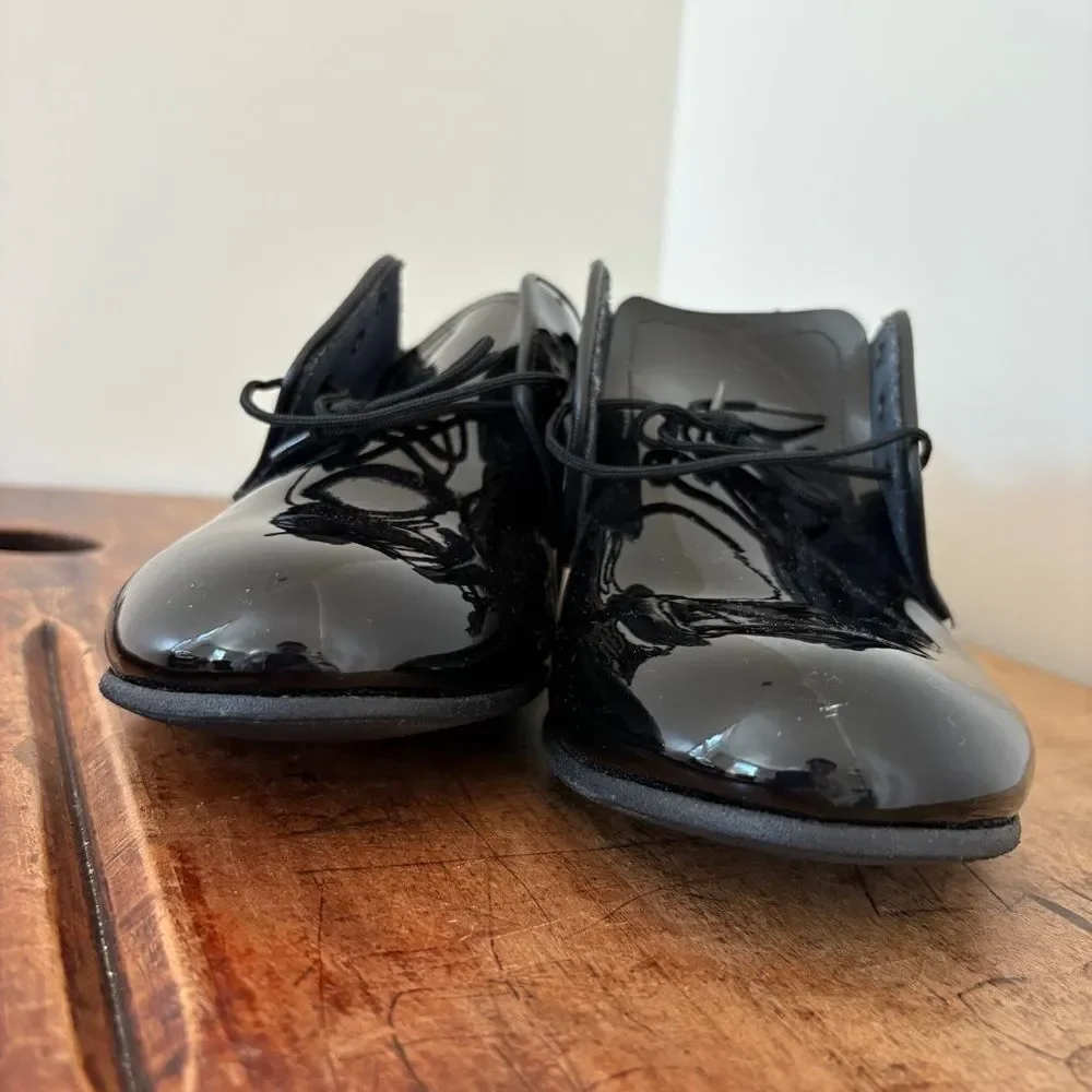 N/A glossy black